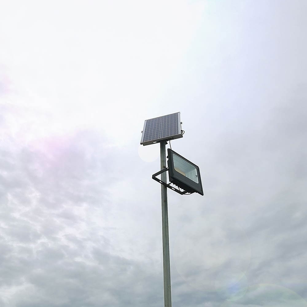 V-TAC Solar LED-Fluter VT-300W, 50 W, 4000 K, mit Panel + Fernbedienung