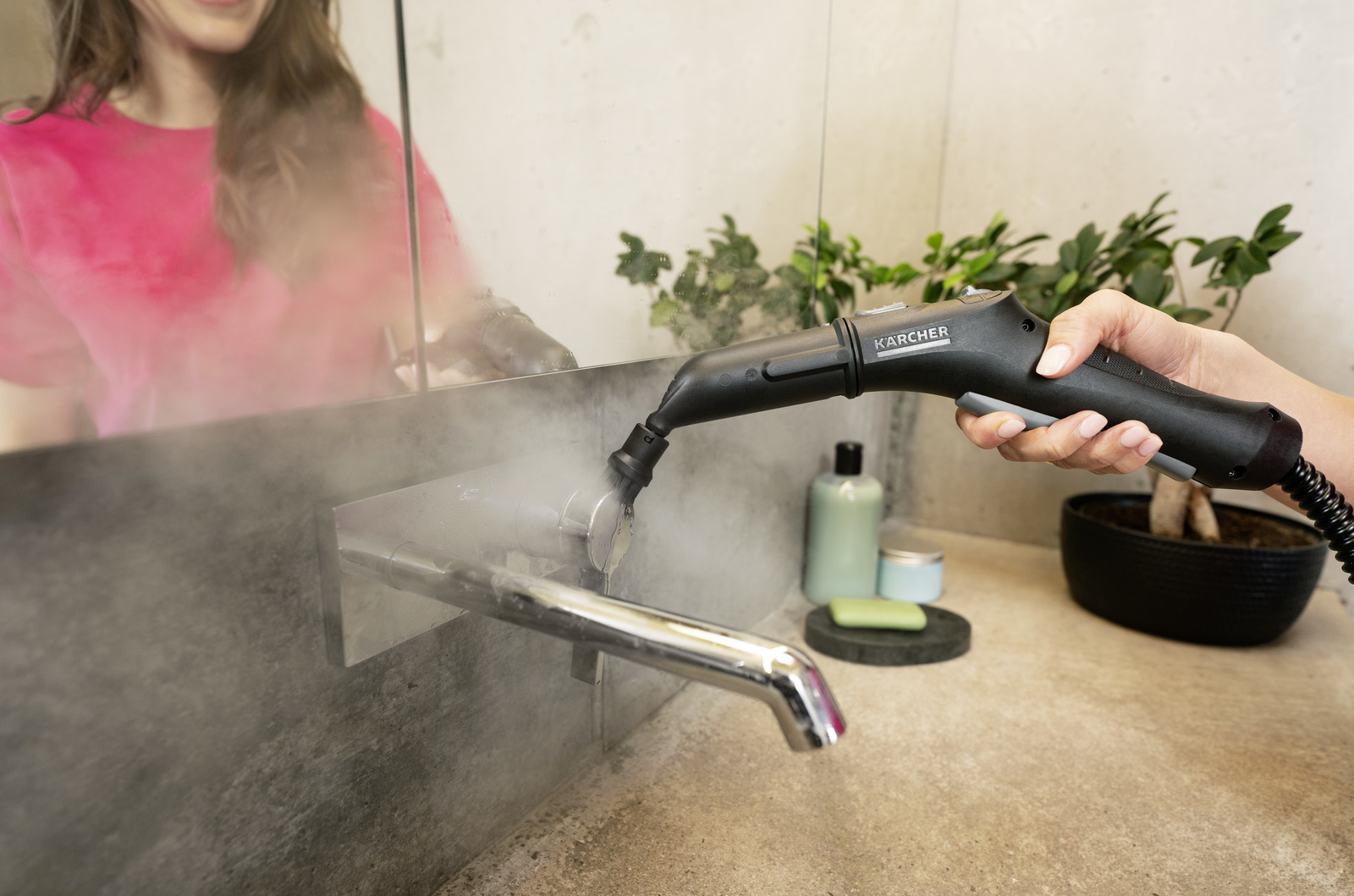 KÄRCHER Dampfreiniger SC 4 Deluxe EasyFix Premium, 2250 W, weiß / schwarz KÄRCHER Dampfreiniger SC 4 Deluxe EasyFix Premium, 2250 W, weiß / schwarz