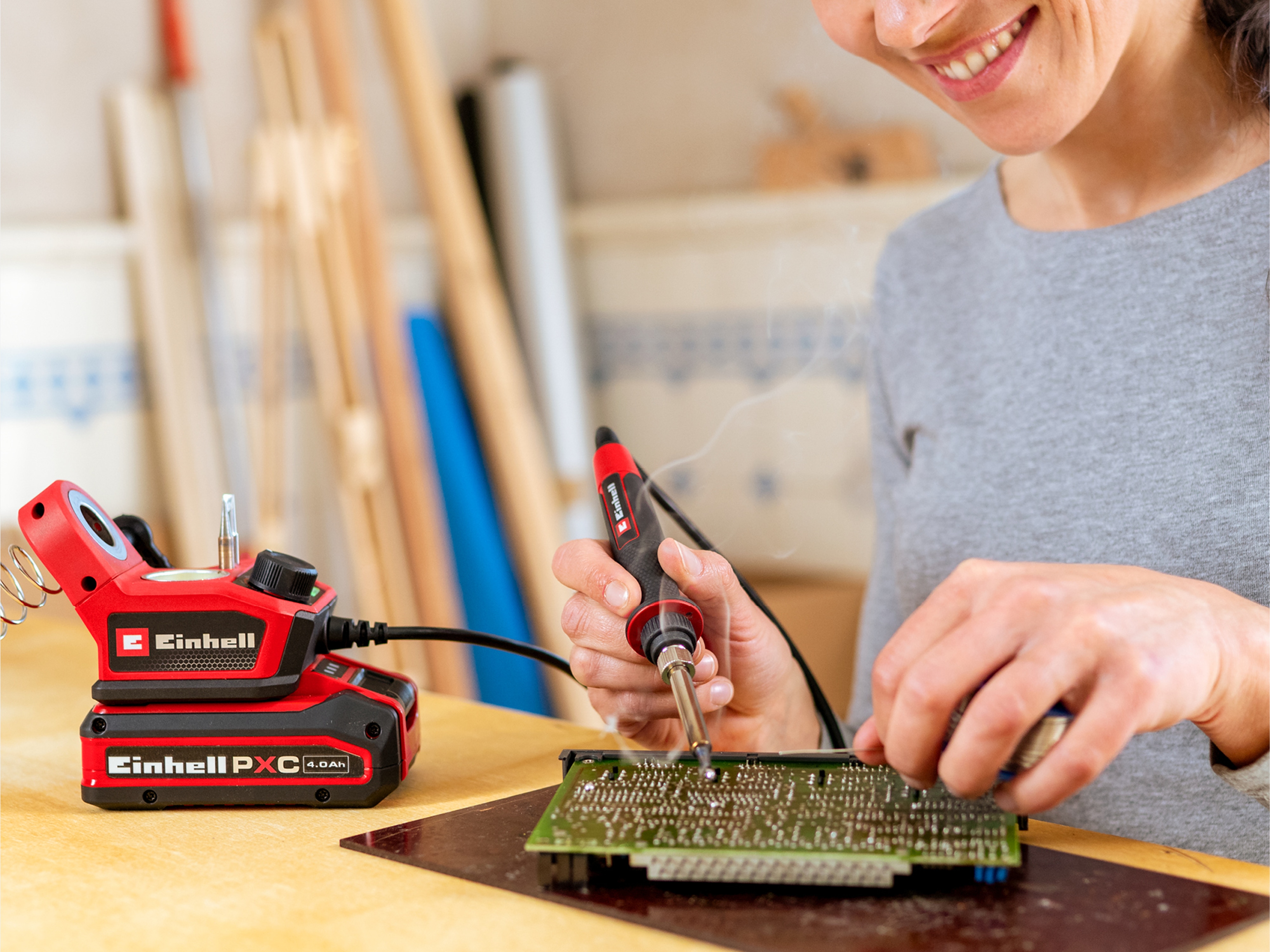 EINHELL Akku-Lötkolben TE-SI 18/480 Li E + Starterset 4,0 Ah