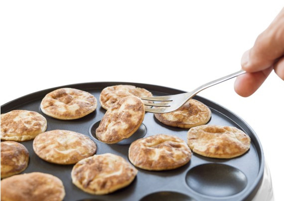 BESTRON Poffertjes Maker Retro Design, Mini Pfannkuchen Automat, 800W, weiß