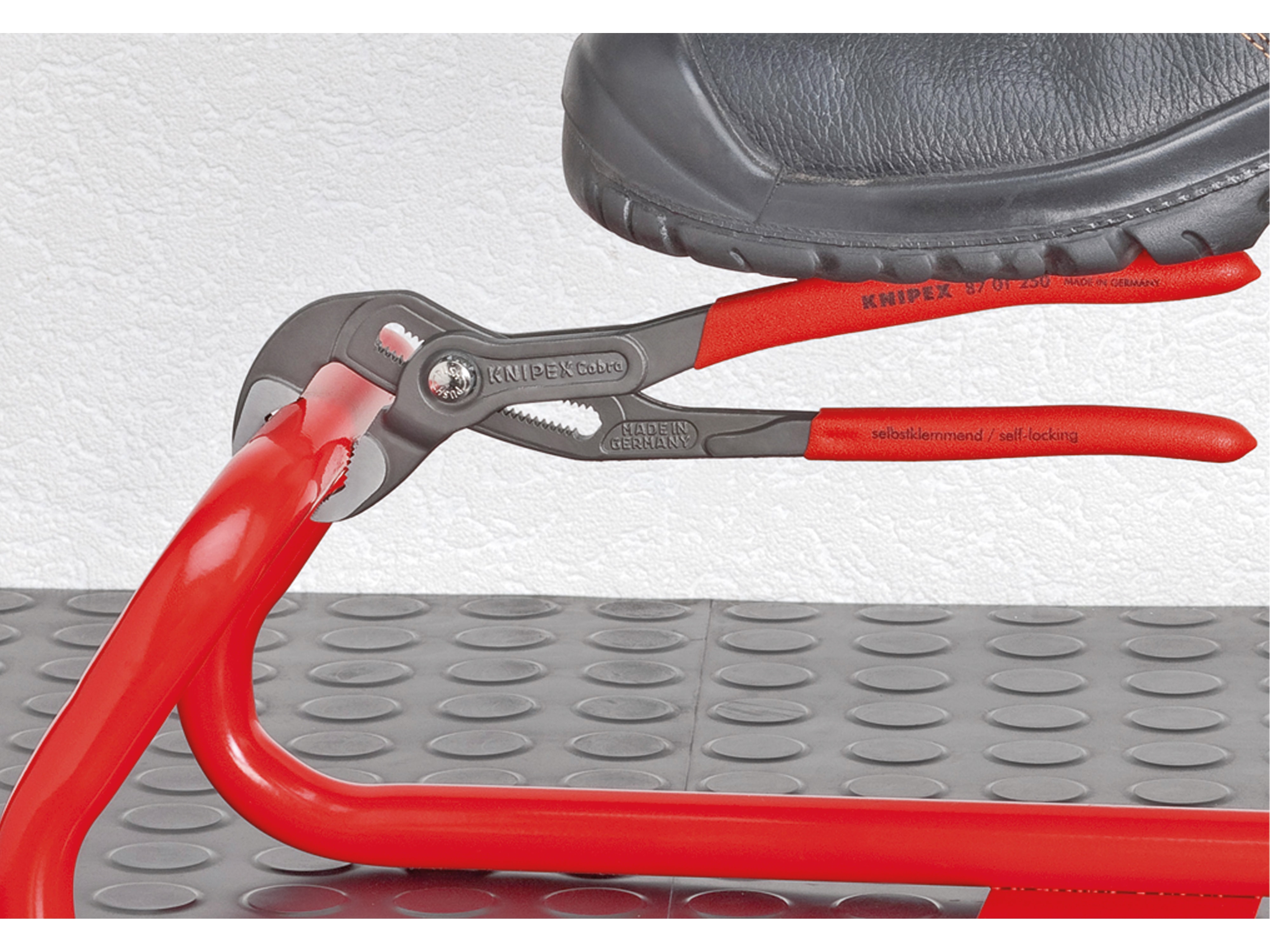 KNIPEX Wasserpumpenzange, Cobra®, 250 mm, 87 01 250