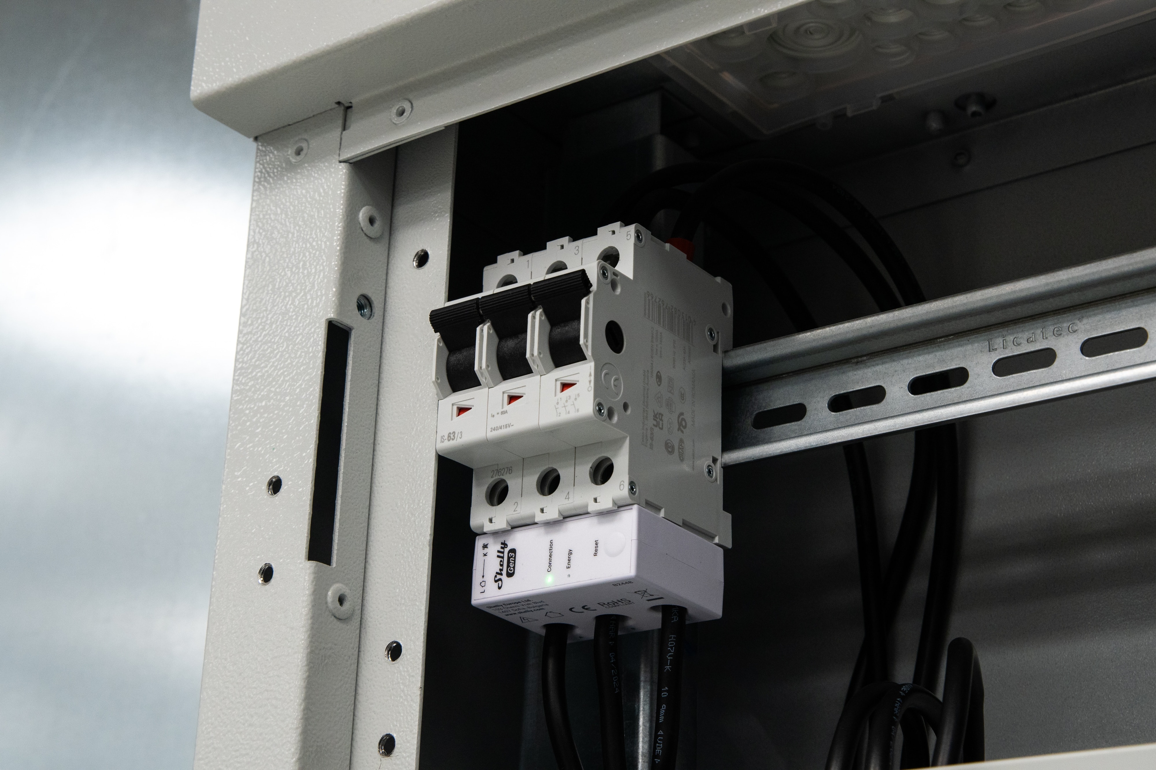 SHELLY WLAN-Stromzähler 3EM-63T Gen3, weiß