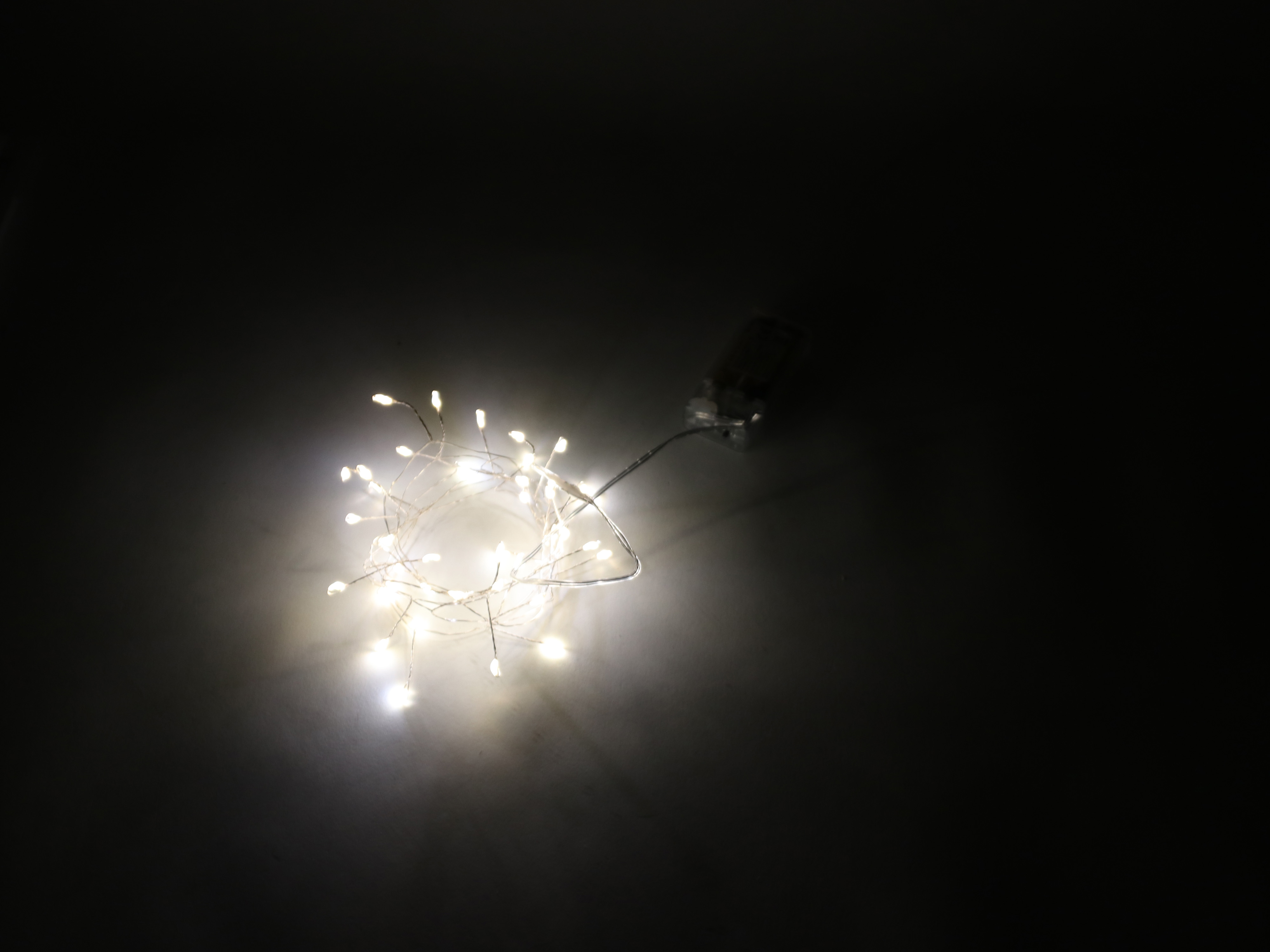 Micro-LED-Lichterkette, Silberdraht, 3 V, 40 LEDs, warmweiß, 1,25 m