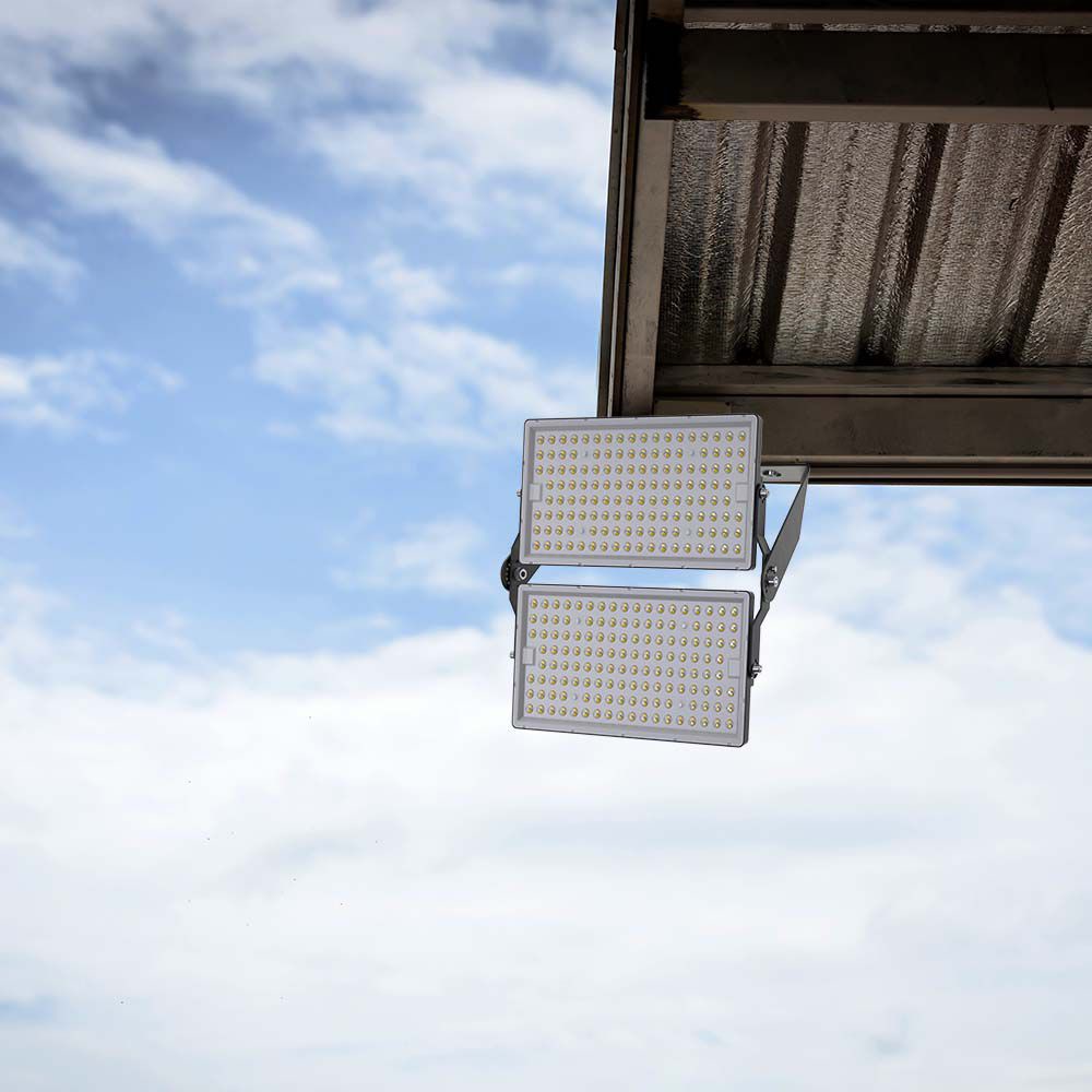 V-TAC LED-Fluter, VT-48500, EEK: D, 500W, 67500 lm, 4000 K, IP65, neutralweiß V-TAC LED-Fluter, VT-48500, EEK: D, 500W, 67500 lm, 4000 K, IP65, neutralweiß