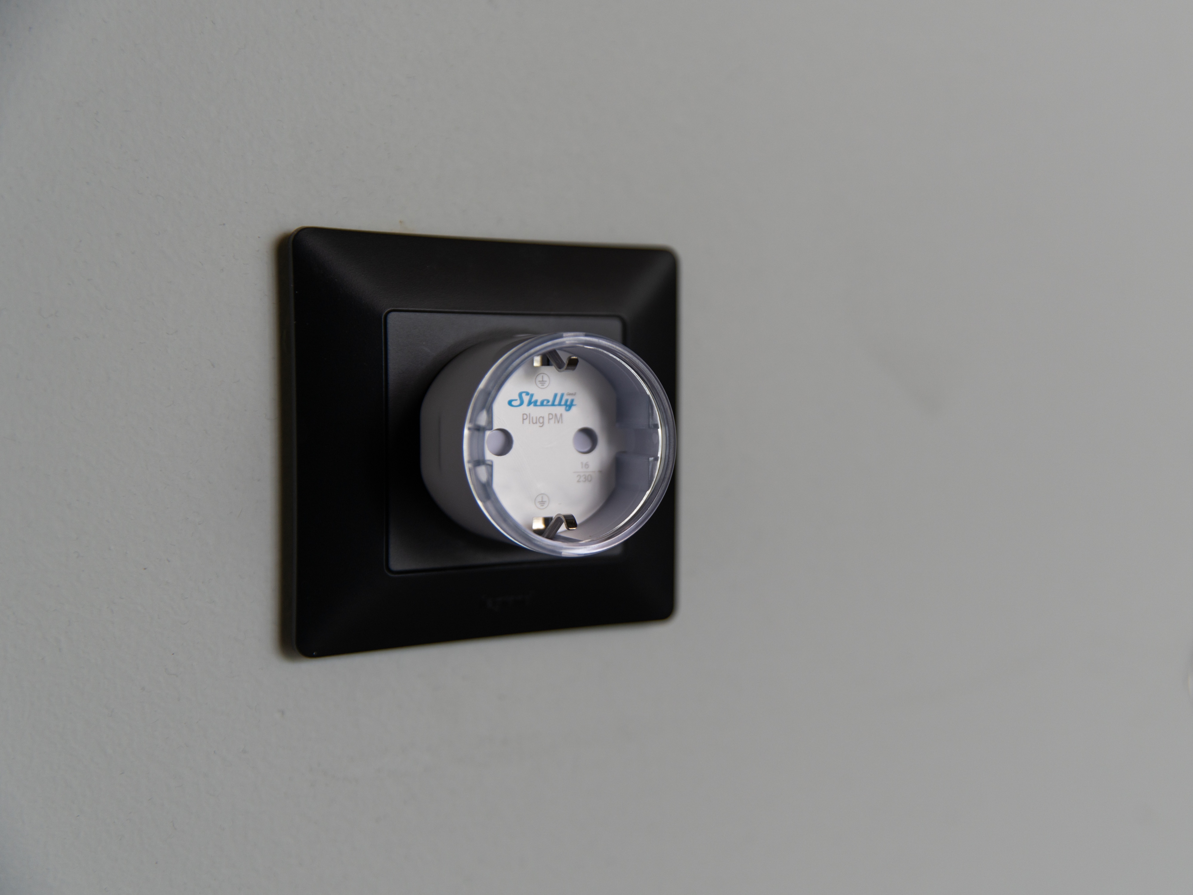SHELLY WLAN-Steckdose Plug PM Gen3, schwarz SHELLY WLAN-Steckdose Plug PM Gen3, schwarz