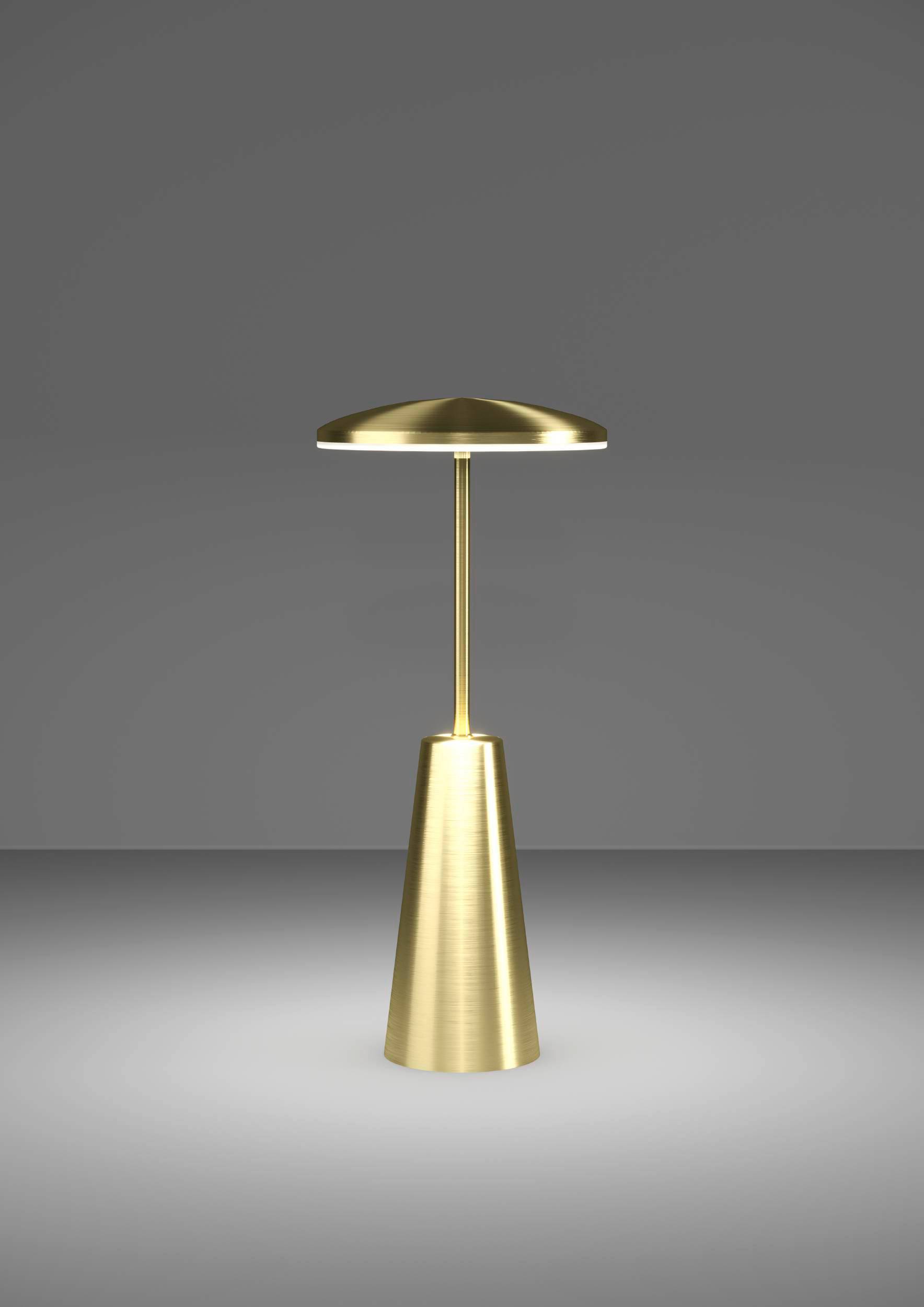 EGLO LED-Akku-Tischleuchte 900923 messing, 2,8 W, 270 lm CCT, IP54 EGLO LED-Tischleuchte 900923 messing, 2,8 W, 270 lm CCT, IP54