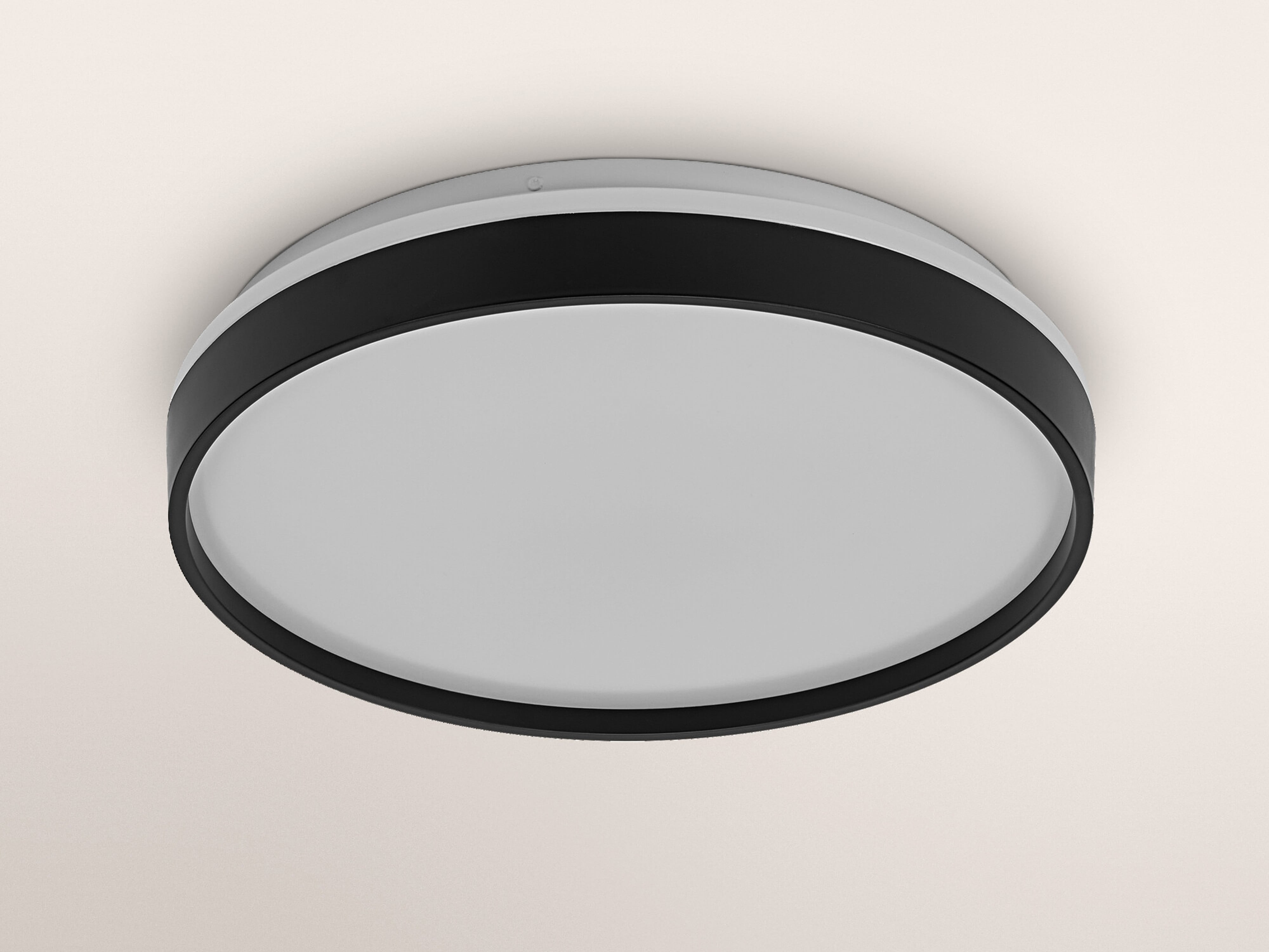 OSRAM LED-Deckenleuchte, 24W, 3000K, 1450lm, warmweiß, IP20, schwarz, Ø38,5cm OSRAM LED-Deckenleuchte, 24W, 3000K, 1450lm, warmweiß, IP20, schwarz, Ø38,5cm
