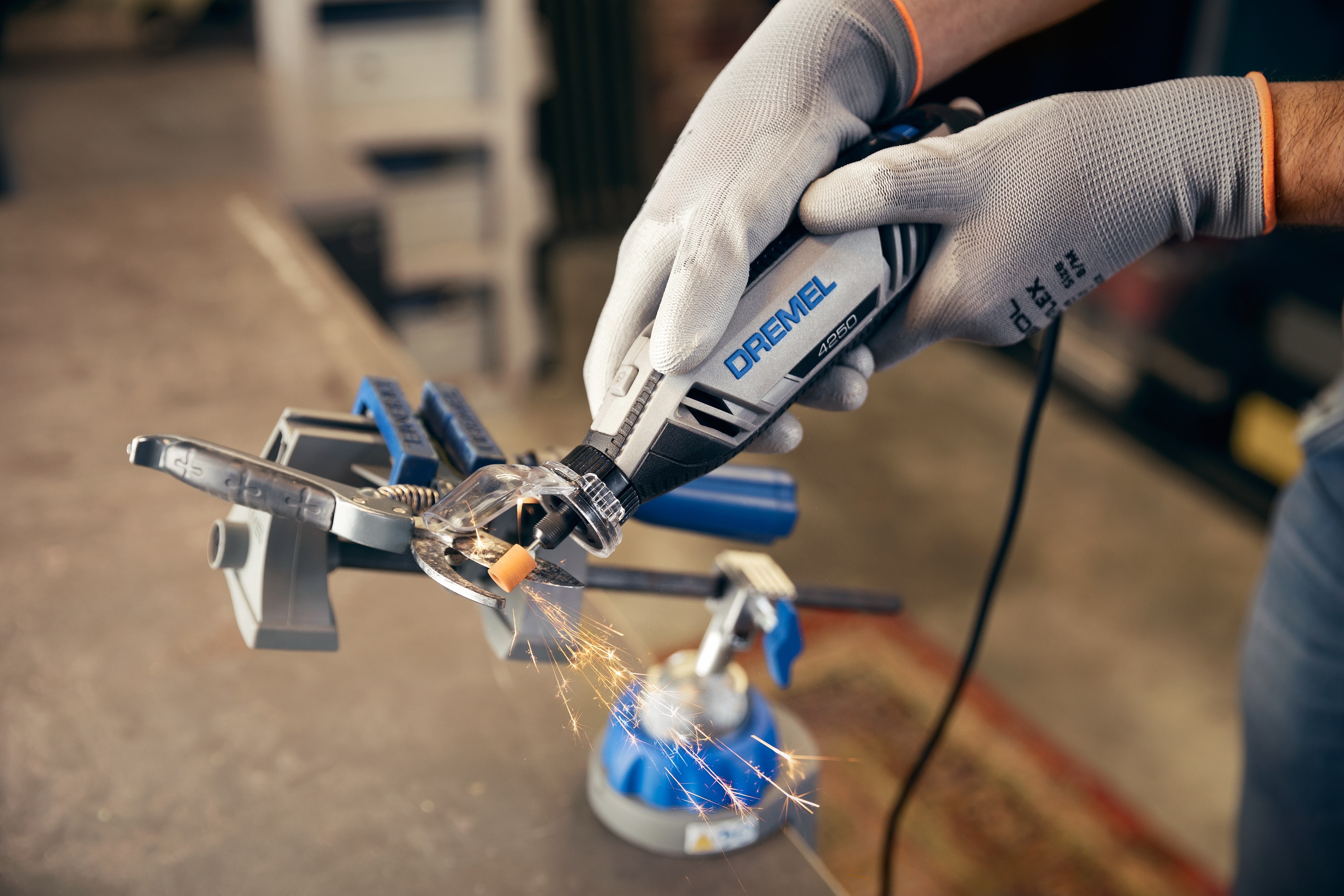 DREMEL Multifunktionswerkzeug, 4250 (4250-3/45) DREMEL Multifunktionswerkzeug, 4250 (4250-3/45)